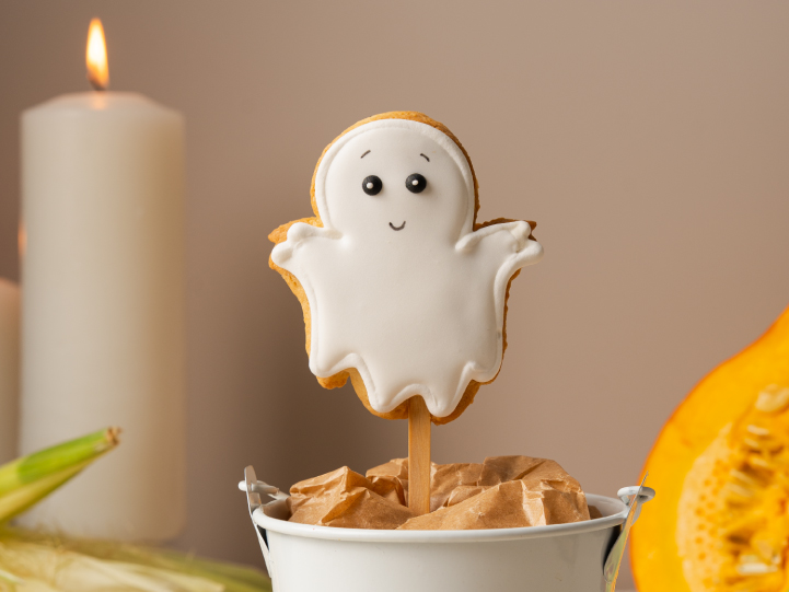 Печенье ванильное с сахарно-белковой глазурью «Привидение»