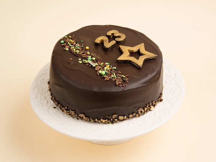 Торт 23 февраля (Красный бархат)