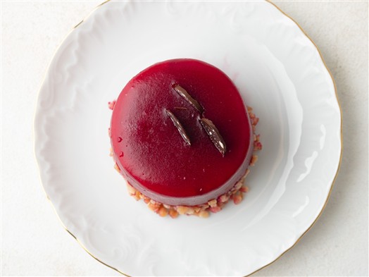 Пирожное «Божанси» лесная ягода