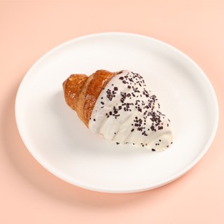 Круассан с заварным кремом  за 2 шт